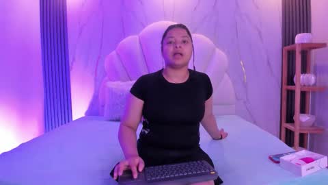 dakota_mars online show from November 2, 12:07 pm