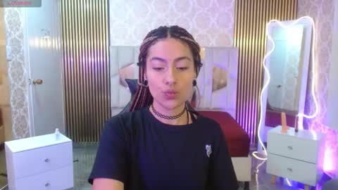 Snapshot of dakota_tay1 chatting on September 10, 12:05 pm Dakota online show from September 10, 12:05 pm