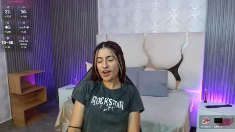 Snapshot of dakota_tay1 chatting on September 15, 12:05 pm Dakota online show from September 15, 12:05 pm