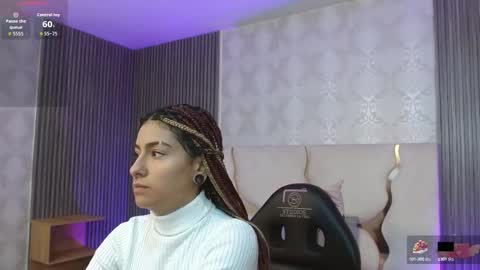 Snapshot of dakota_tay1 chatting on September 16, 11:44 am Dakota online show from September 16, 11:44 am