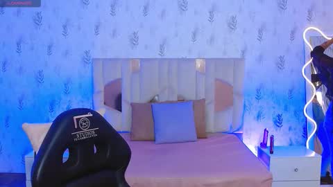 Snapshot of dakota_tay1 chatting on October 5, 11:52 am Dakota online show from October 5, 11:52 am