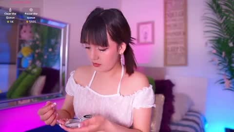 dakotaa online show from May 8, 3:06 pm