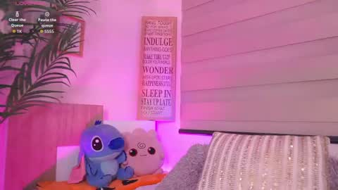 dakotaa online show from July 6, 3:47 pm