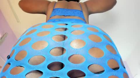 Snapshot of dakotasexshow2 chatting on January 7, 10:41 pm Dakota Sex Show  online show from January 7, 10:41 pm