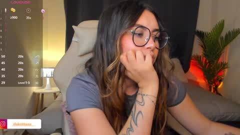 Snapshot of dakottaa__ chatting on March 20, 12:48 am dakottaa__ online show from March 20, 12:48 am