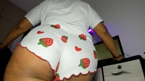 daleska_delicious1 online show from December 4, 10:40 pm