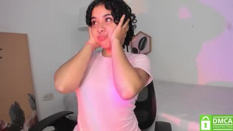 D A L H I L A online show from October 19, 12:28 pm