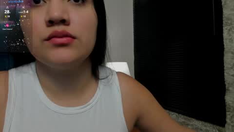 Snapshot of dalia_alissa chatting on May 4, 12:12 pm Violeta online show from May 4, 12:12 pm