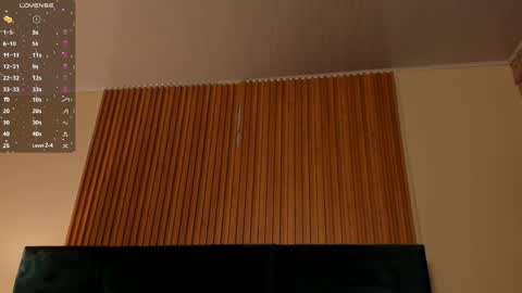 Snapshot of dalia_alissa chatting on May 9, 12:10 pm Violeta online show from May 9, 12:10 pm