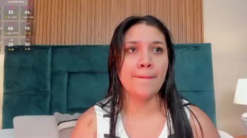 Snapshot of dalia_alissa chatting on July 11, 12:19 pm Violeta online show from July 11, 12:19 pm