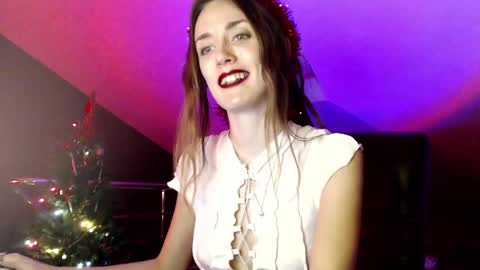 Dalia  online show from December 28, 1:17 pm