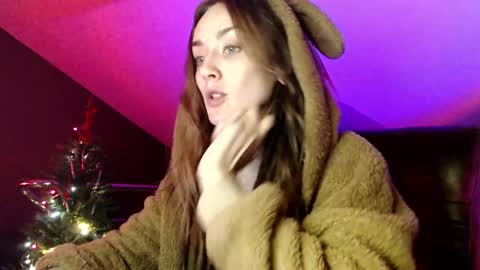 Dalia  online show from December 29, 1:17 pm