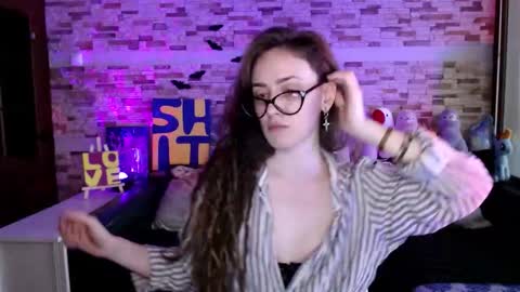 Dalia  online show from November 15, 12:02 pm