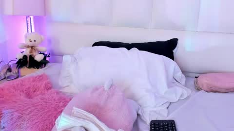 Snapshot of daliacastle chatting on June 5, 3:18 pm daliacastle online show from June 5, 3:18 pm