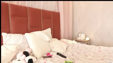 Snapshot of daliacruz chatting on May 29, 4:27 pm Dalia bondage online show from May 29, 4:27 pm
