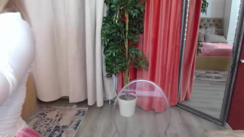 DaliaHaven online show from March 14, 11:10 pm