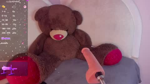 leila williams online show from January 5, 1:03 am