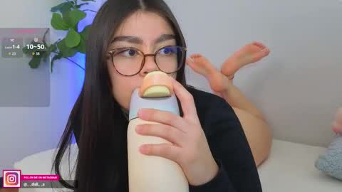 Snapshot of daliapunkt chatting on December 14, 3:17 pm Dalia online show from December 14, 3:17 pm