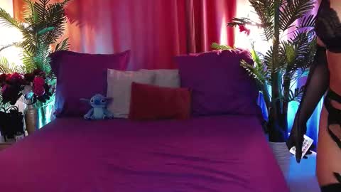 DalidaSelena online show from March 6, 9:17 am