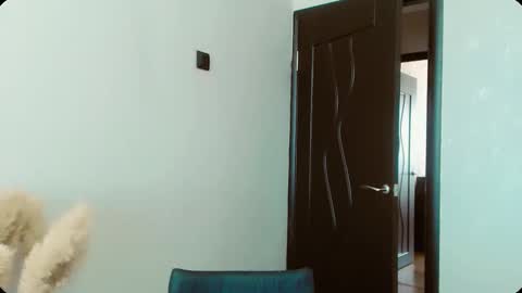 Dali online show from February 11, 5:45 am