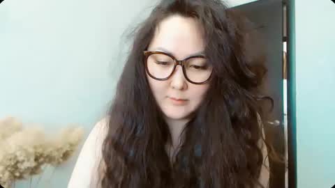 Snapshot of dalidayes chatting on March 28, 6:46 am Dali online show from March 28, 6:46 am