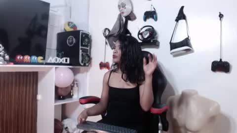 dalila online show from July 1, 7:02 pm