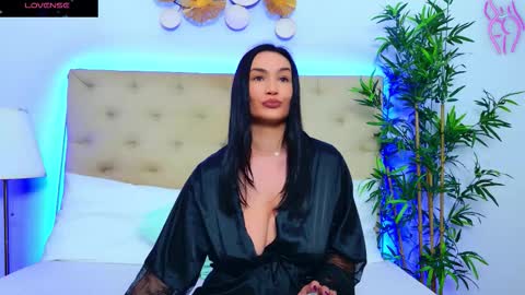 daliyaa_ online show from October 27, 12:53 pm