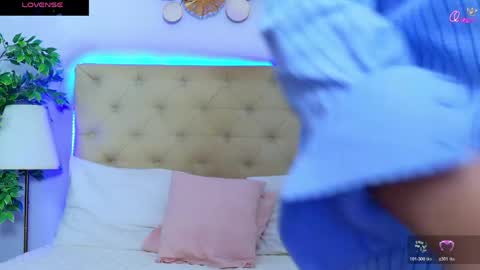 daliyaa_ online show from May 5, 12:13 pm