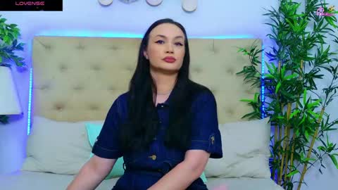 daliyaa_ online show from May 27, 12:02 pm