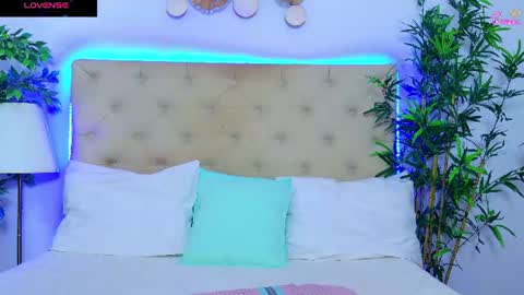 daliyaa_ online show from June 17, 12:18 pm
