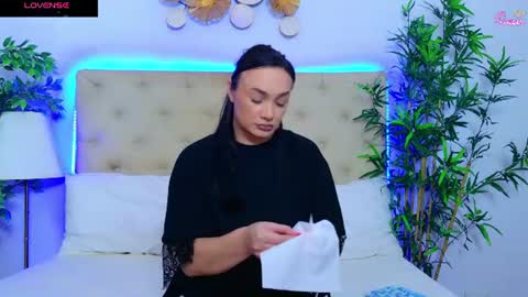 daliyaa_ online show from July 2, 12:11 pm