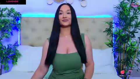 daliyaa_ online show from July 28, 12:48 pm