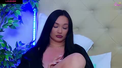 daliyaa_ online show from July 28, 6:20 pm