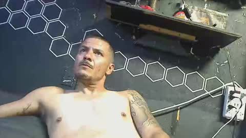 Snapshot of dallaslove23 chatting on March 17, 1:14 pm dallaslove23 online show from March 17, 1:14 pm