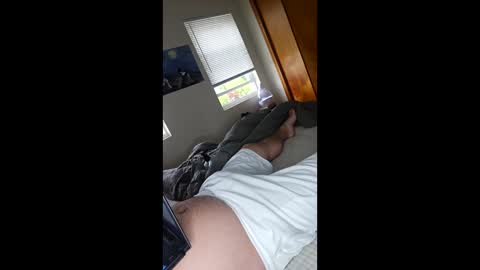 Snapshot of dallen1184 chatting on May 19, 12:22 pm dallen1184 online show from May 19, 12:22 pm