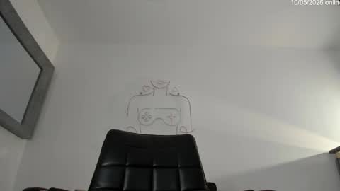Snapshot of dallen_grant chatting on May 10, 12:54 pm Dallen Grant online show from May 10, 12:54 pm