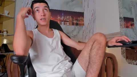Snapshot of dallen_grant chatting on July 30, 12:59 pm Dallen Grant online show from July 30, 12:59 pm