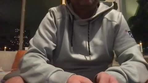 Snapshot of dalycummingsiii chatting on December 5, 8:23 am dalycummingsiii online show from December 5, 8:23 am