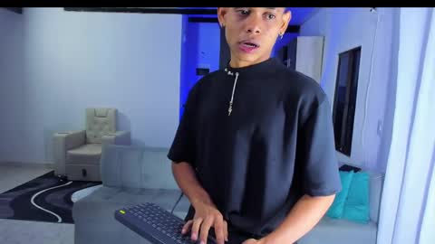 damar_felipe online show from February 11, 2:03 am