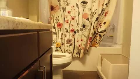 Snapshot of dame_por_atras chatting on May 21, 2:51 am dame_por_atras online show from May 21, 2:51 am