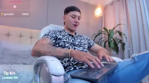 DAMIAN online show from September 22, 12:18 pm