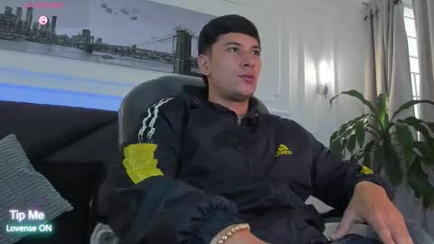 DAMIAN online show from March 5, 12:12 pm