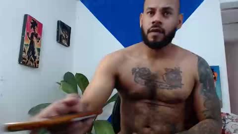 Snapshot of damian64436171 chatting on January 10, 5:13 pm damian64436171 online show from January 10, 5:13 pm