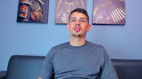 Snapshot of damian__oliver chatting on March 8, 6:21 am Damian Oliver online show from March 8, 6:21 am