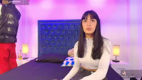 Snapshot of damian_and_roxanne chatting on May 15, 12:34 pm DAMIAN AND ROXANNE. online show from May 15, 12:34 pm
