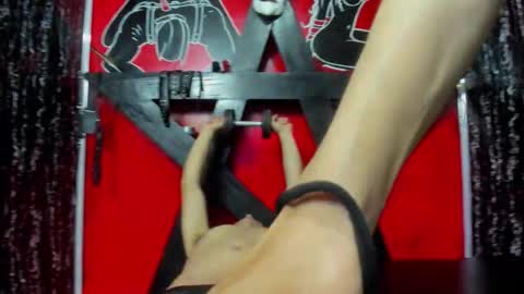 damian_and_tiana online show from February 4, 4:07 am