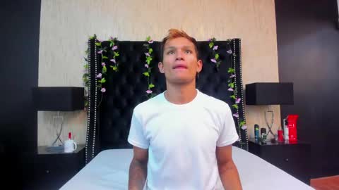 Damian Garcia online show from April 29, 11:47 am