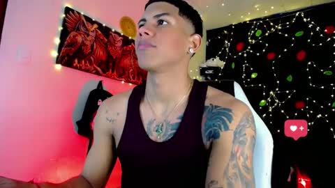 Snapshot of damian_latinxxx chatting on January 3, 2:54 am Damian online show from January 3, 2:54 am