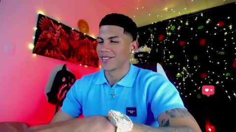 Snapshot of damian_latinxxx chatting on January 3, 9:04 am Damian online show from January 3, 9:04 am