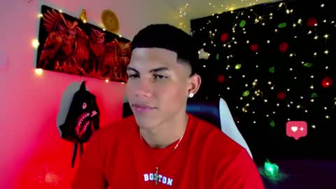 Snapshot of damian_latinxxx chatting on January 4, 5:48 am Damian online show from January 4, 5:48 am